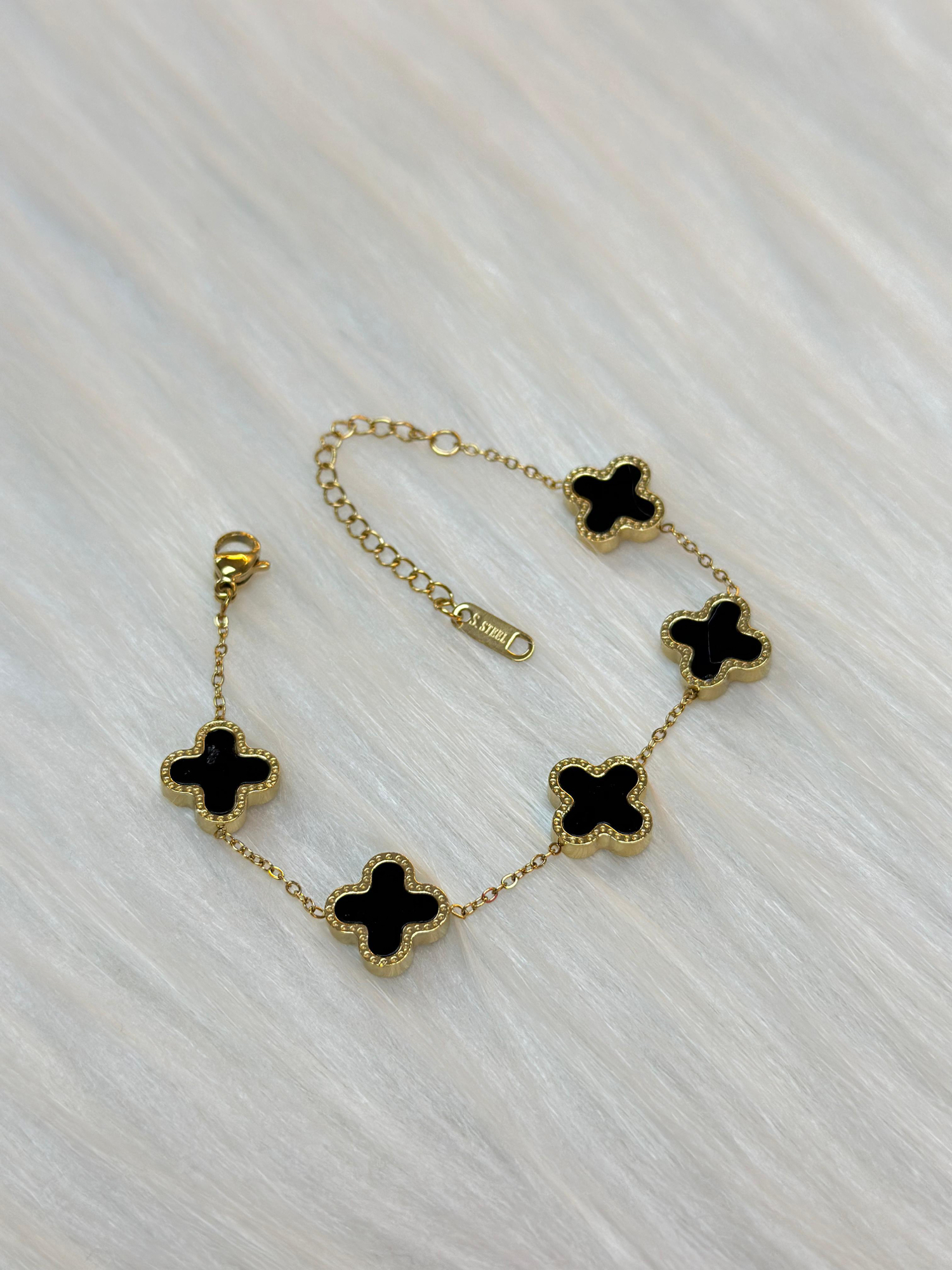 SİYAHA GOLD VAN CLEEFF BİLEKLİK
