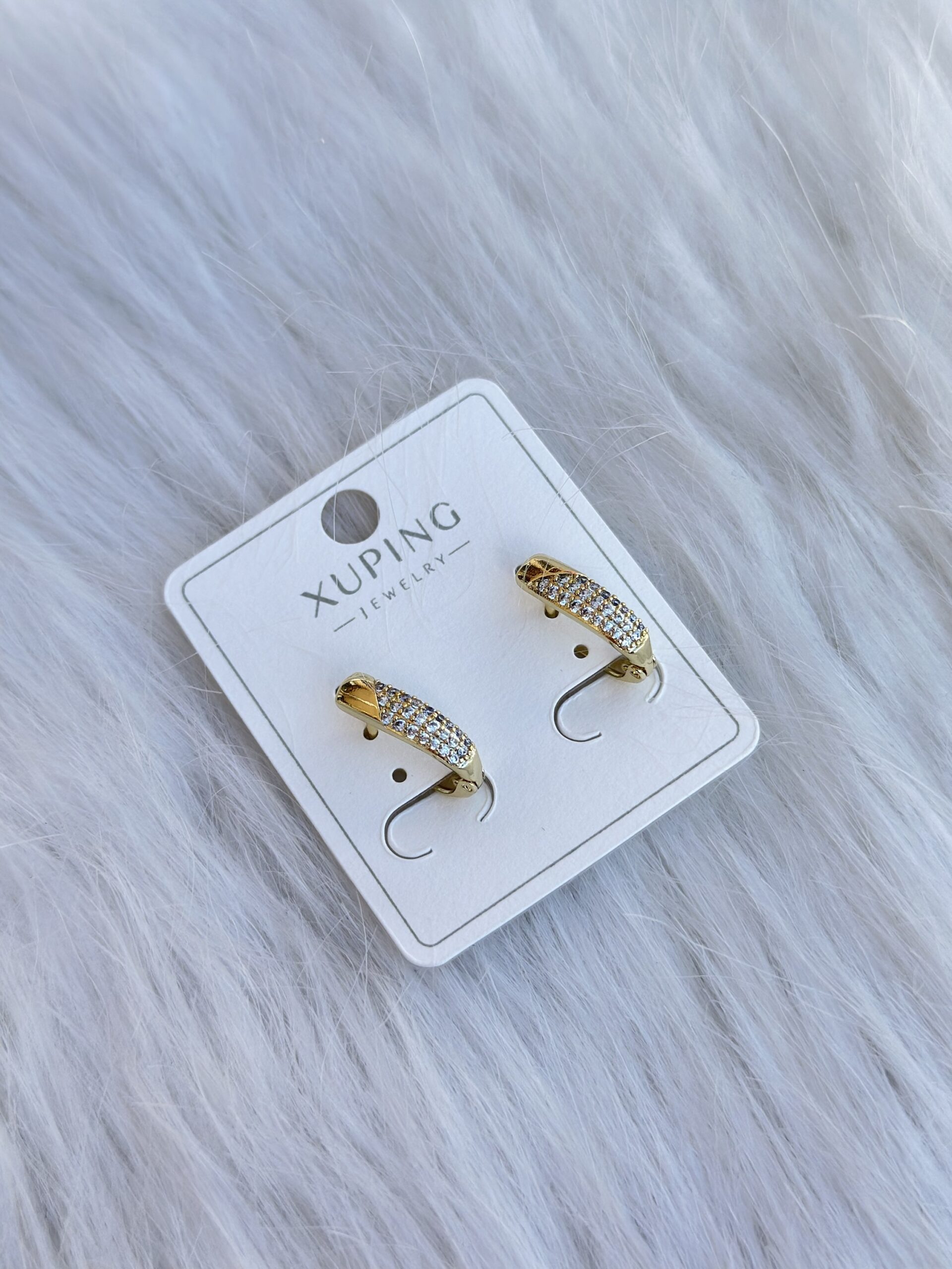 Xuping taşlı küpe gold