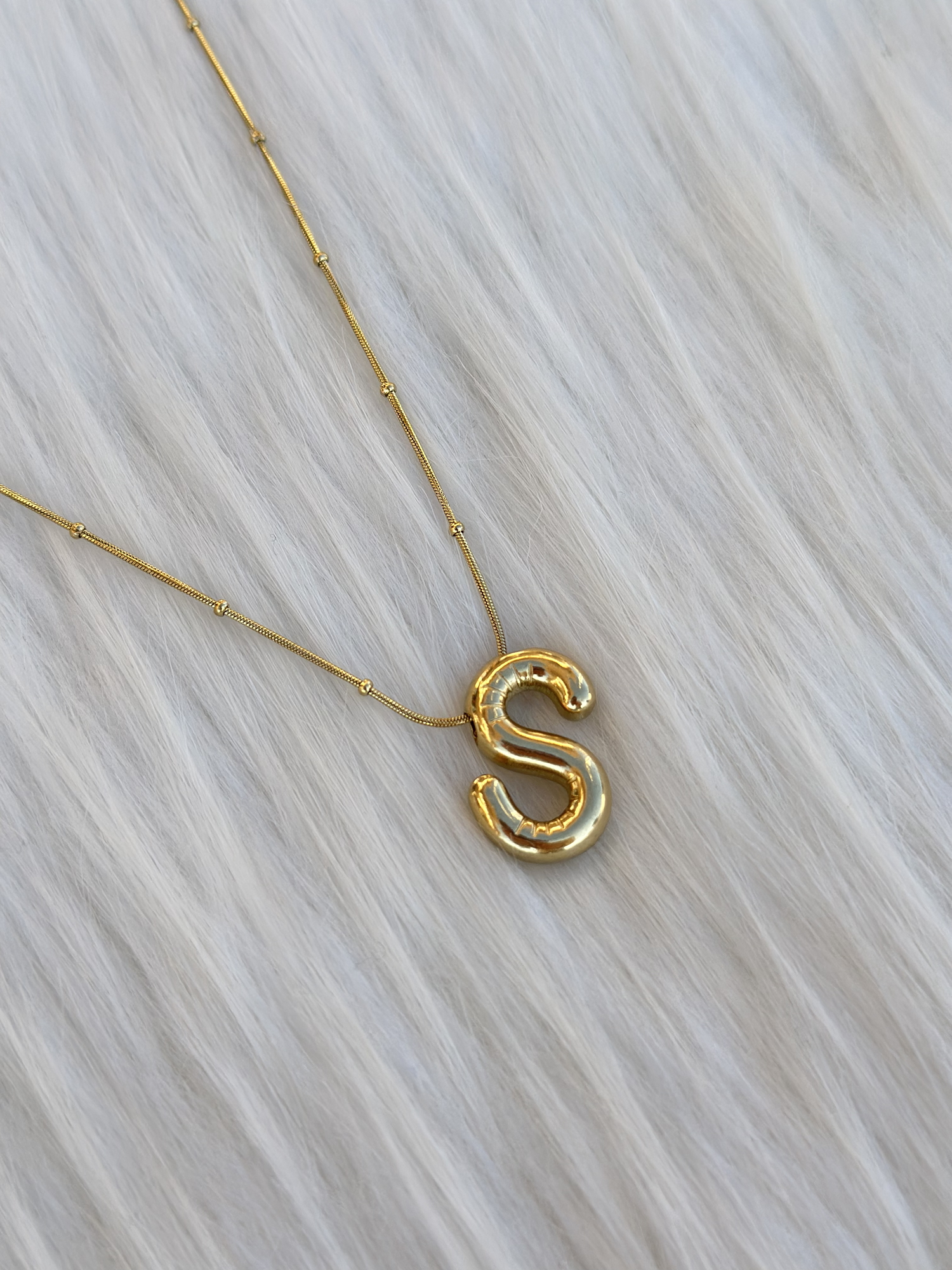 S HARFİ GOLD KOLYE 3